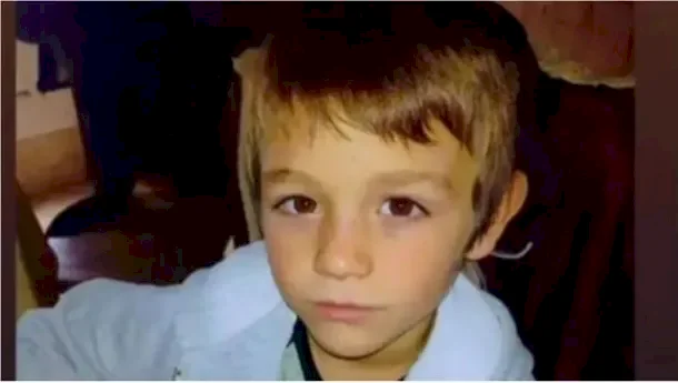 AGUSTIN M