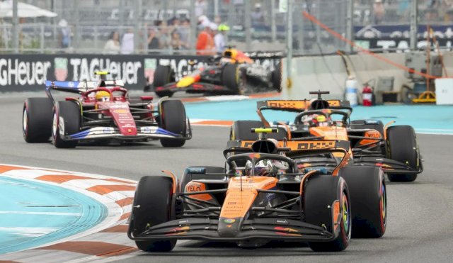 FORMULA 1